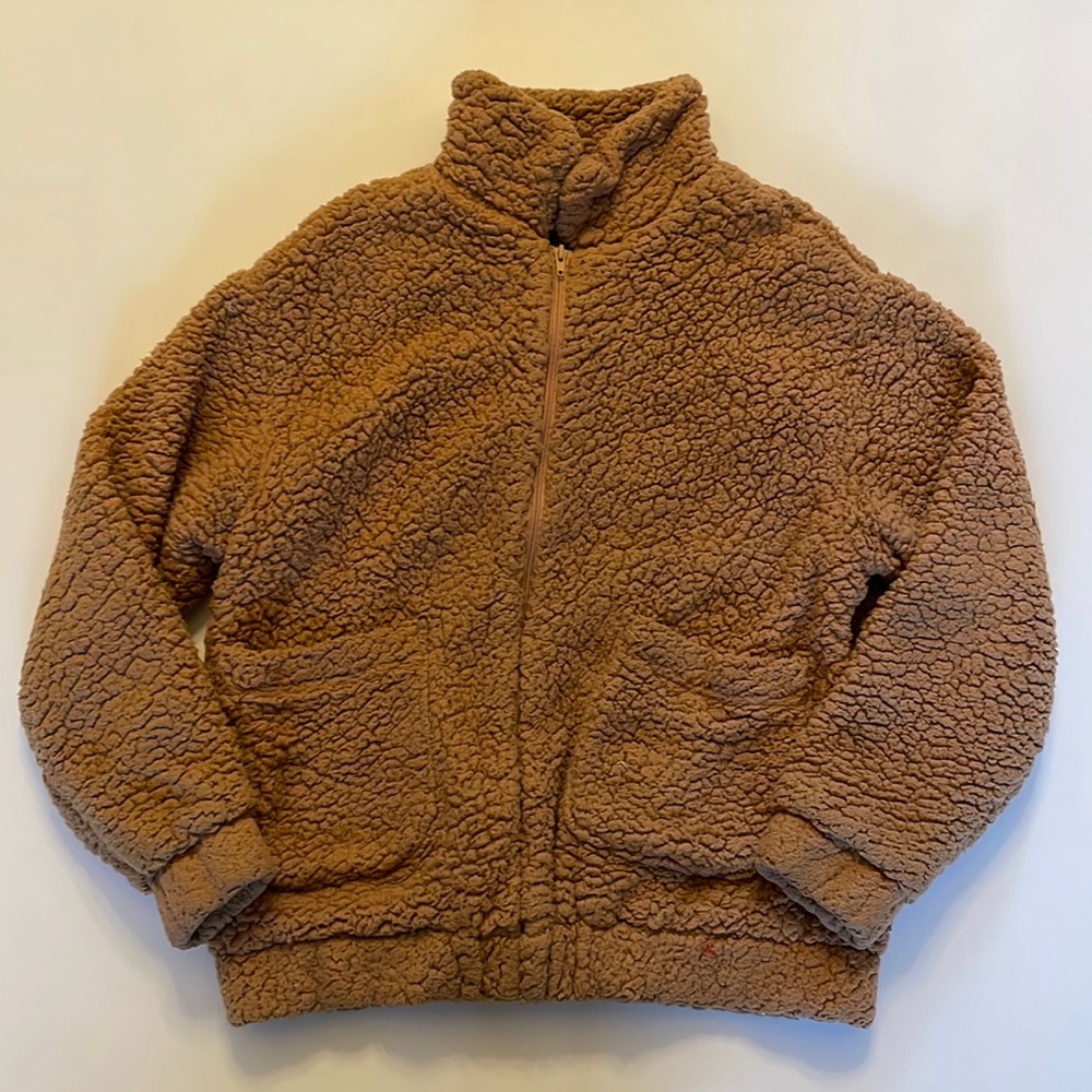 EMMA CHAMBERLAIN TEDDY JACKET *HIGH KEY*